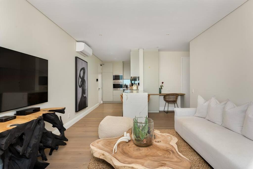 Oceanview Sanctuary Apartment